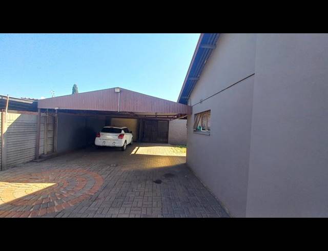 3 BEDROOM HOUSE FOR SALE IN WEST PARK